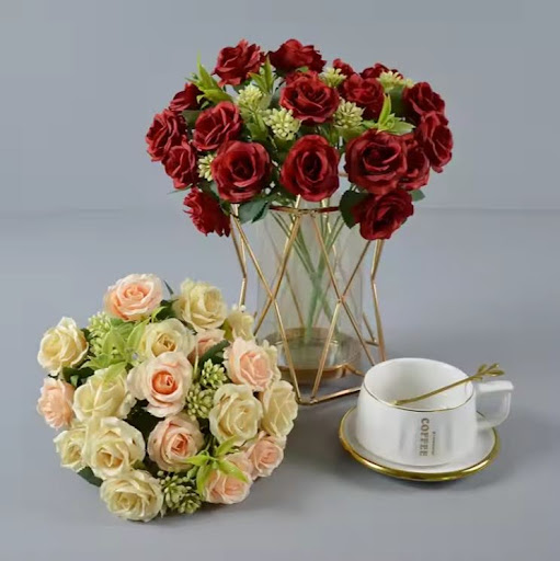 Silk Flowers in Bulk