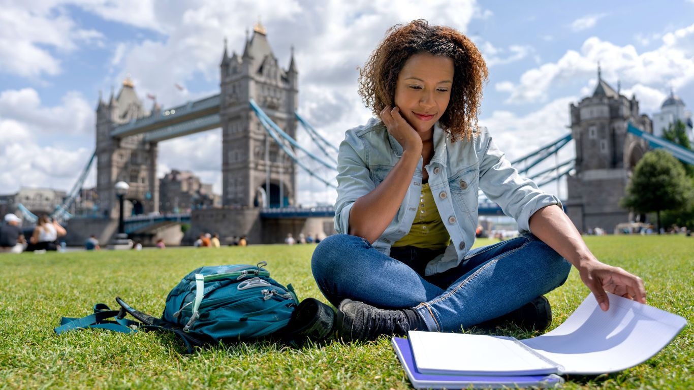 why people choose to study abroad